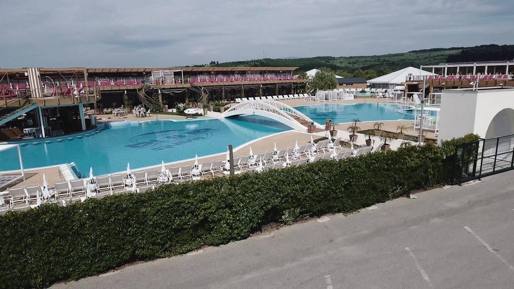 Hotel Anna Zsilvásárhely Kültér fotó